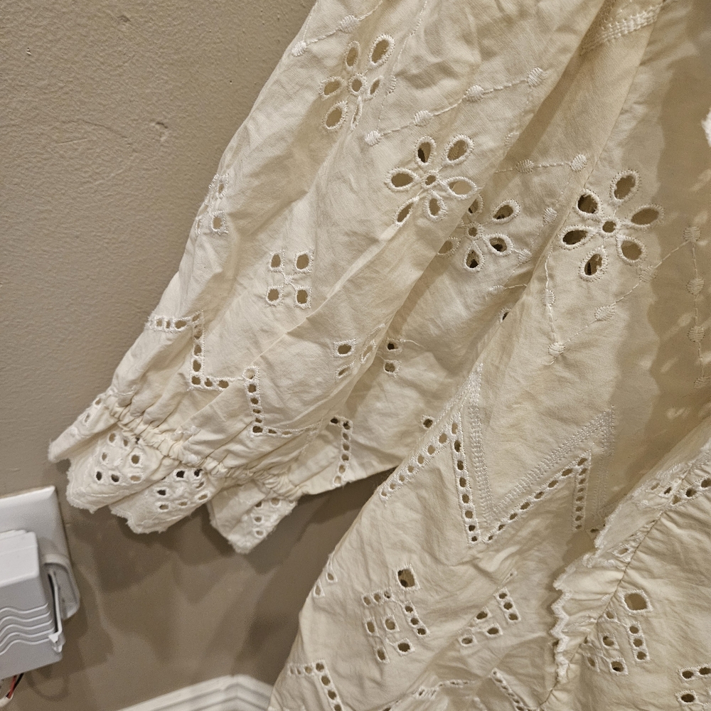Zara Cream Eyelet Ruffle Blouse - Picture 4 of 4